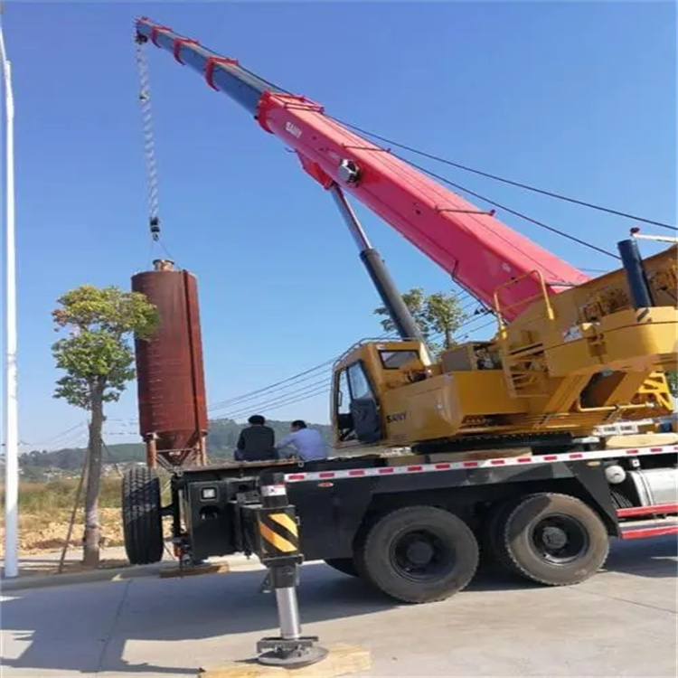 荣成专业吊车租赁多少钱