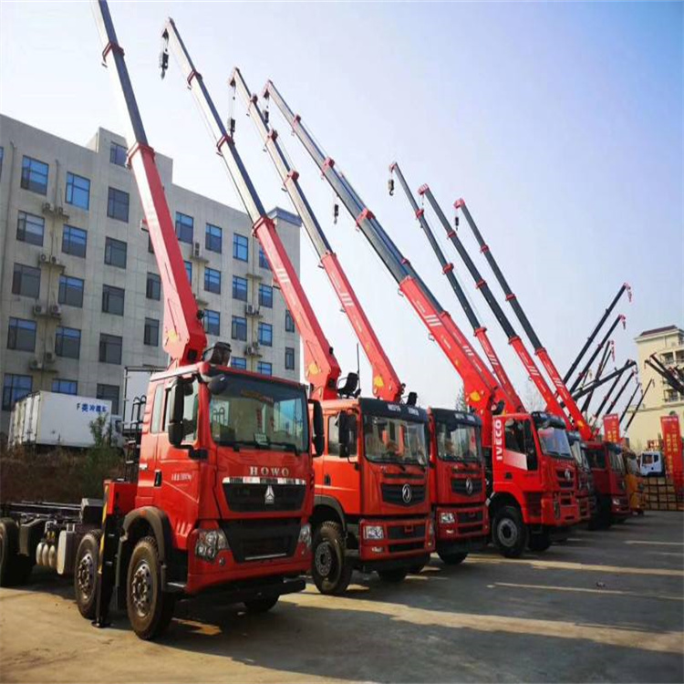 荣成租专业吊车电话