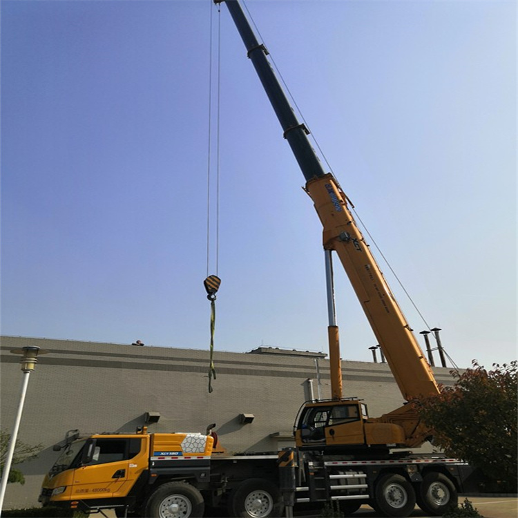 荣成 选择汽车吊租赁的秘诀与联系方式指南