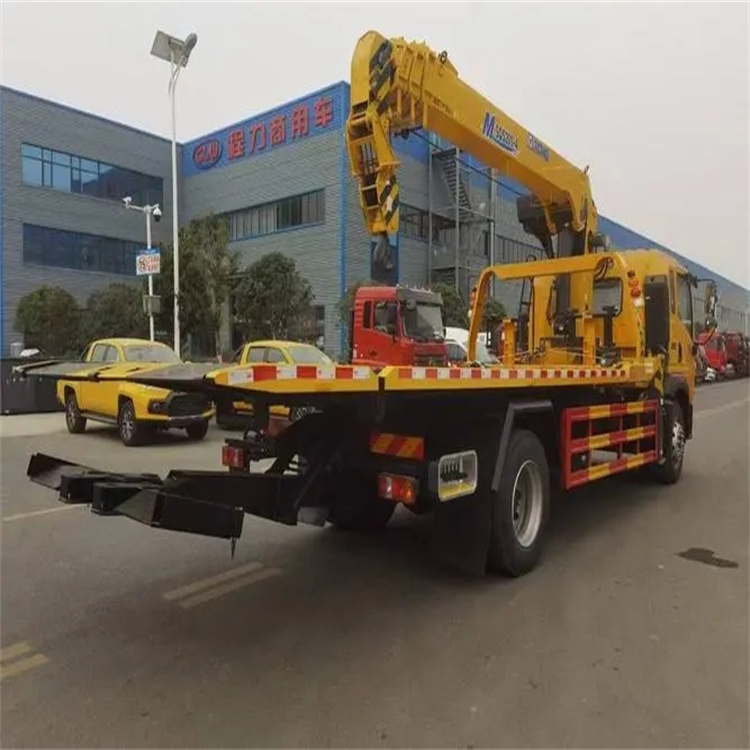 荣成附近小随车吊出租电话，轻松解决搬运烦恼