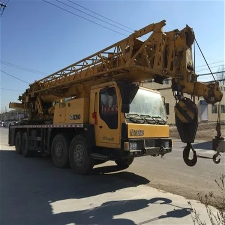 荣成哪里有专业吊车出租